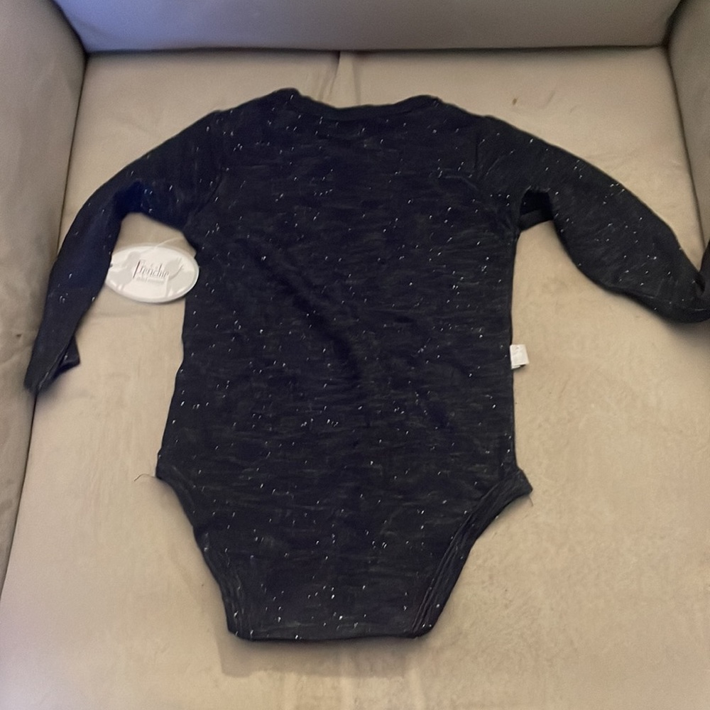 Infant Boy Onesie With Attached Bow tie 9M - Picture 6 of 6